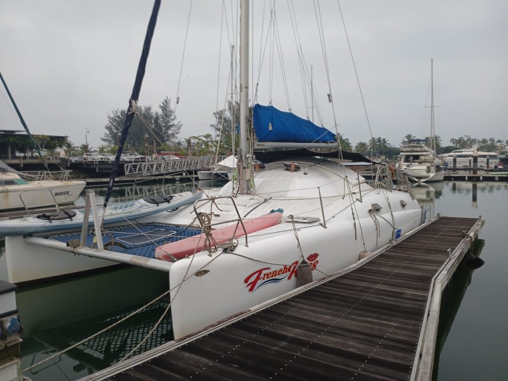 French Kiss at Miri Marina